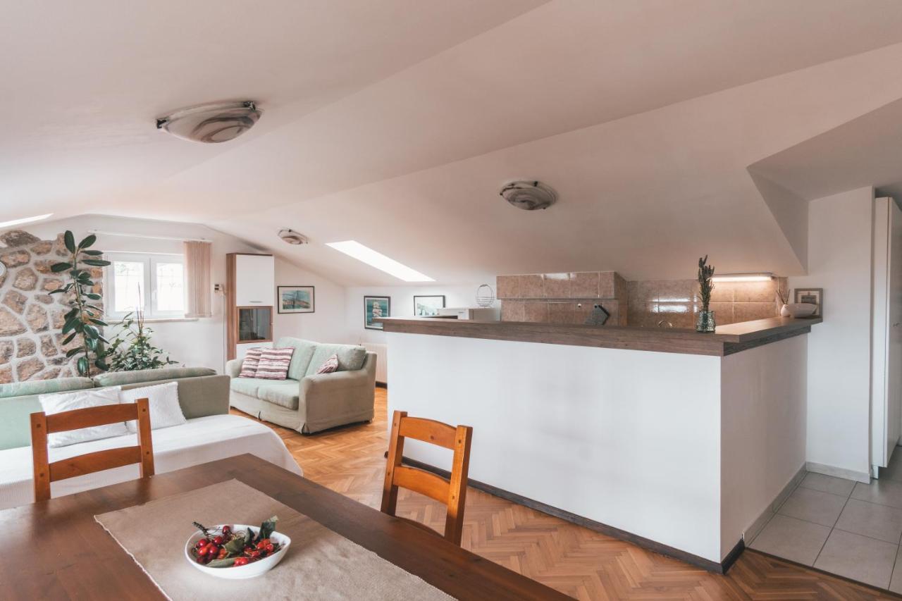 Apartments Hortensia Opatija Exterior photo
