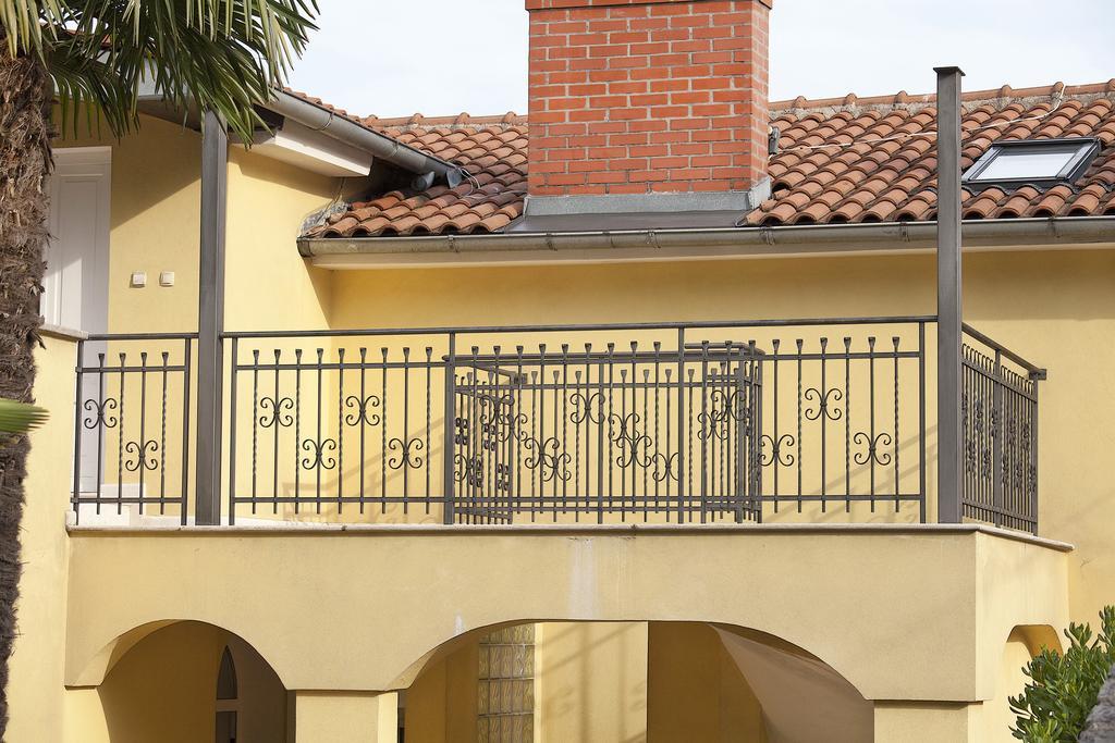 Apartments Hortensia Opatija Exterior photo